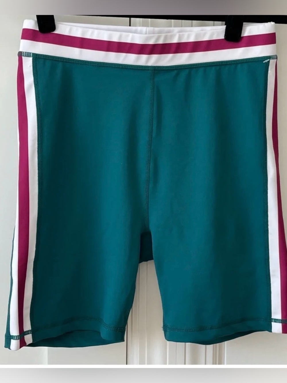 Anthropologie wilo the label medium athletic shorts medium stretch yoga biker
